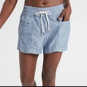 Brand New Cabo Athleta Shorts 100% linen in a size 24